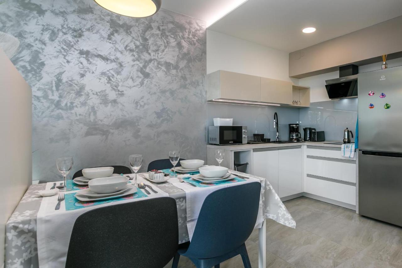 2A Partment Rukavina Apartamento Njivice Exterior foto