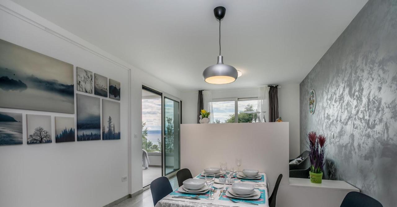 2A Partment Rukavina Apartamento Njivice Exterior foto