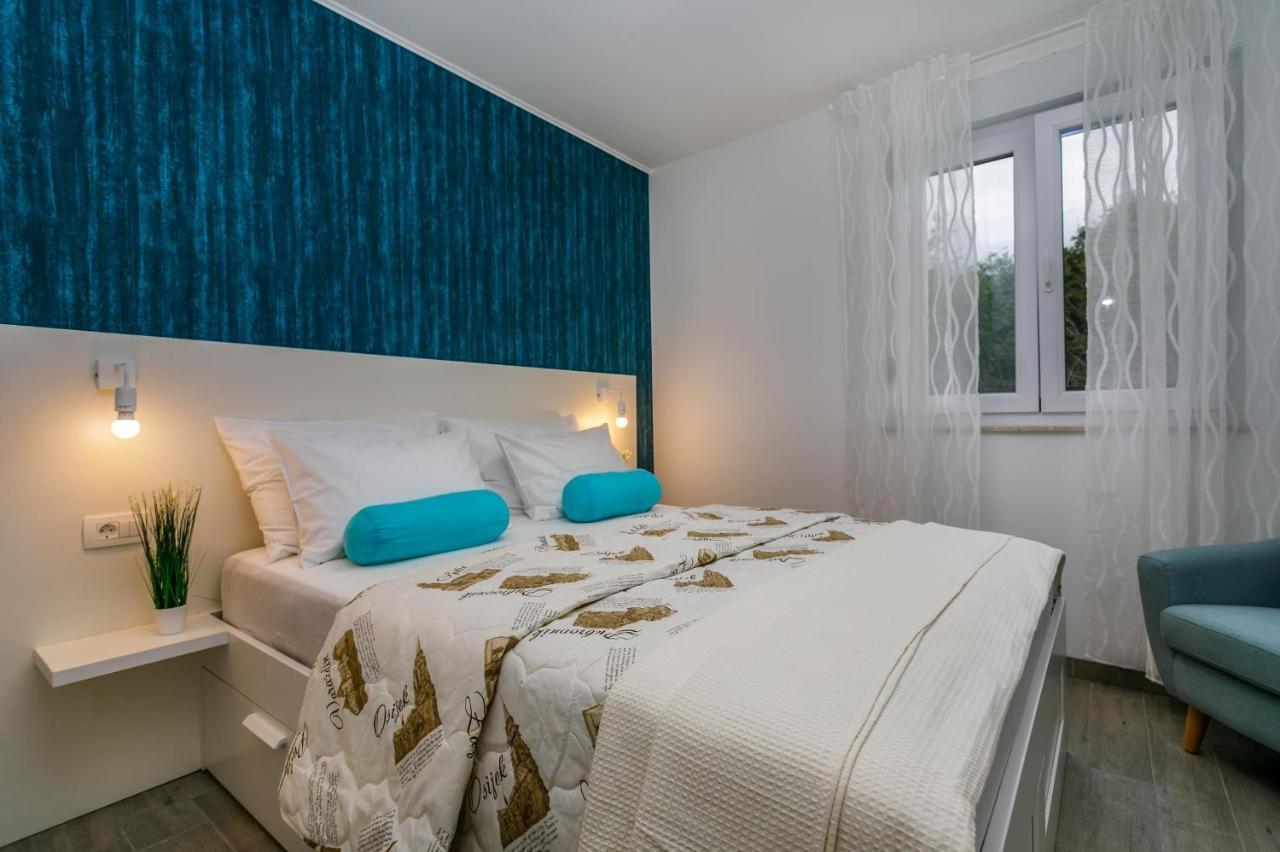 2A Partment Rukavina Apartamento Njivice Exterior foto